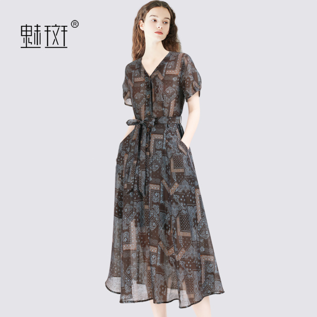 13697201.魅斑印花连衣裙收腰A字裙