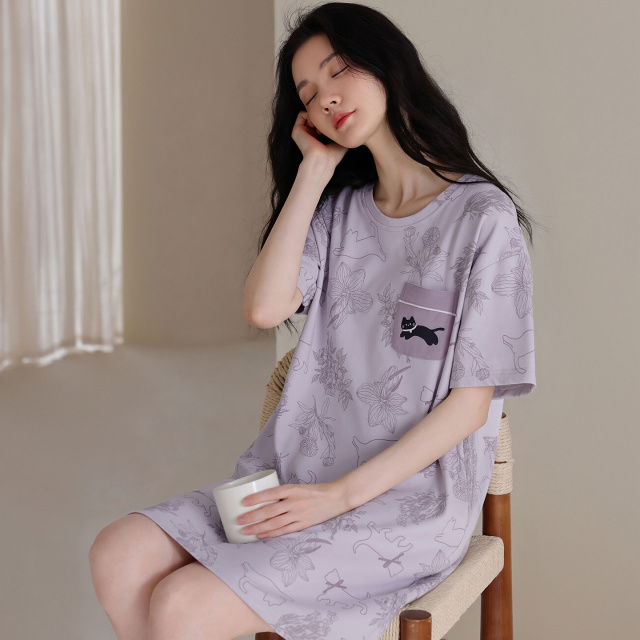 13700521.猫人短袖圆领睡裙女夏季薄款中长款休闲卡通睡衣可爱纯棉家居服