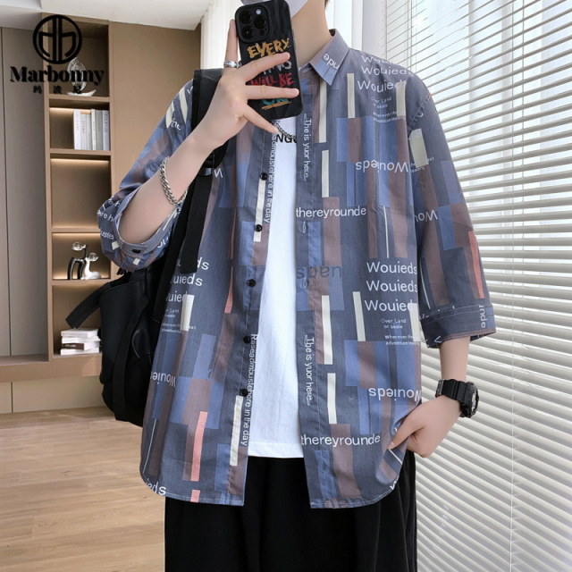 13701372.夏季港风中袖衬衣男士印花七分袖衬衫