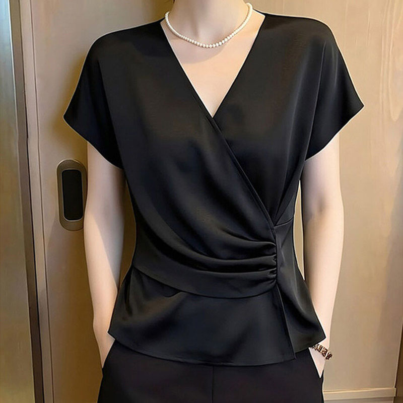 13703459.精致高级感V领褶皱短袖衬衫女装夏季2026年新款薄款独特别致小衫
