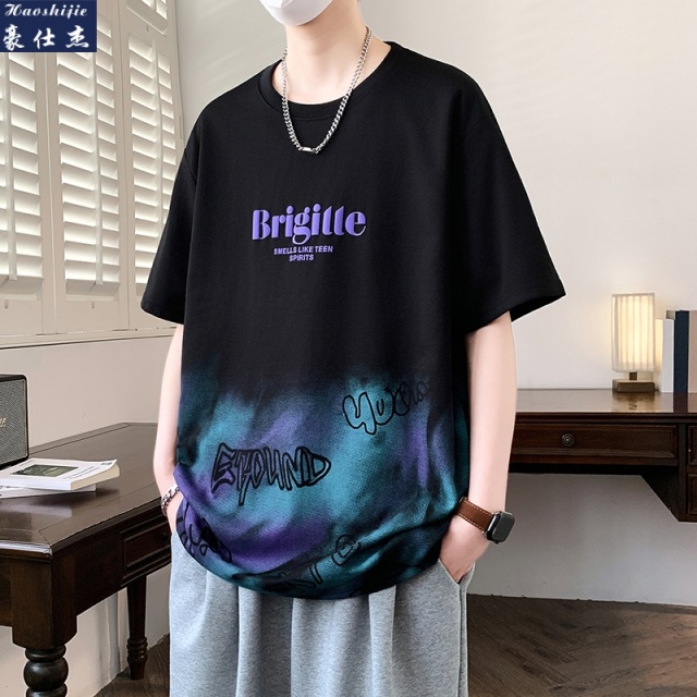 13703935.《简约时尚》夏季新款短袖微阔吊染男百搭圆领青少年半袖T恤