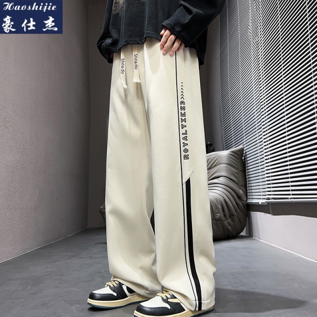 13703939.《简约潮流》春季新款高品质男宽松直筒平脚针织裤