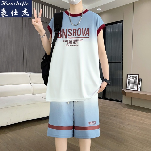 13719754.《潮流舒适》夏季新款百搭潮流时尚青少年运动休闲套装