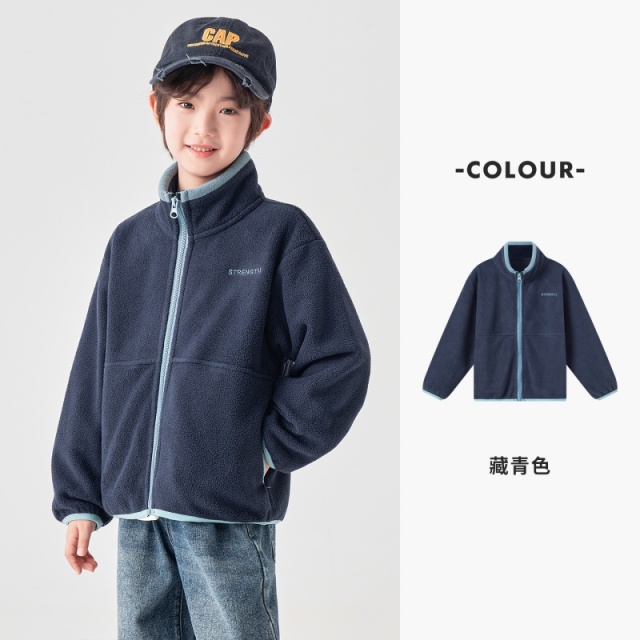 13721151.儿童摇粒绒外套春秋保暖双面奶芙绒撞色绣花开衫中大童百搭上衣