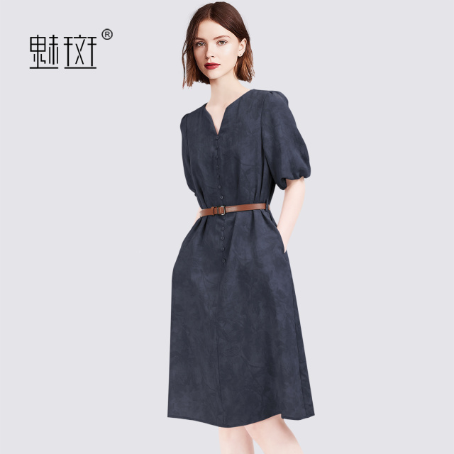 13721523.魅斑V领藏青色天丝连衣裙裙子