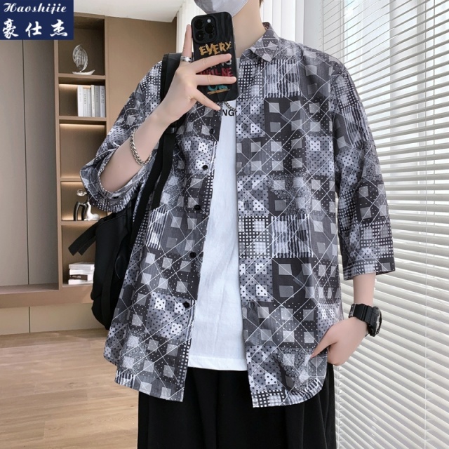 13747060.《百搭潮流》夏季新款文艺青年碎花中袖七分袖衬衫男