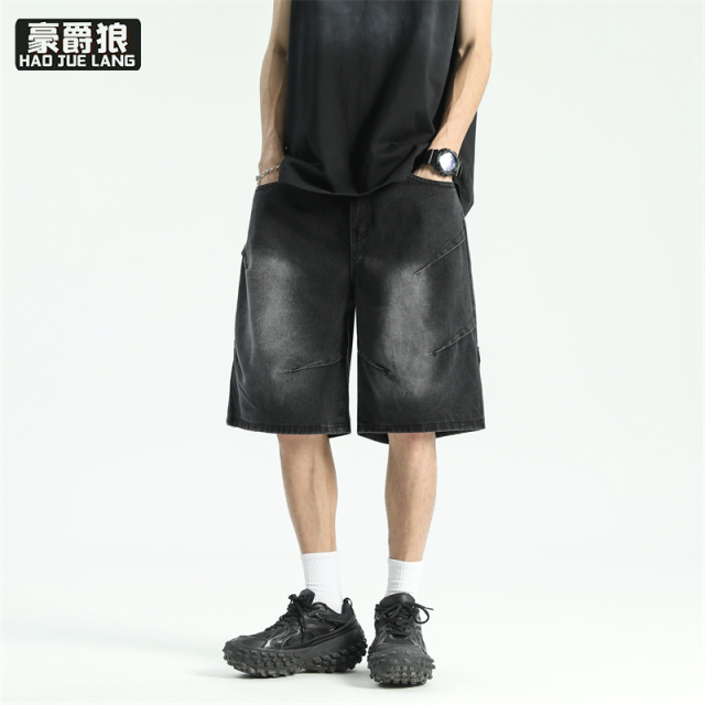 13750945.美式设计感褶皱牛仔短裤男夏季高街水洗做旧五分裤子宽松直筒中裤