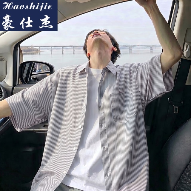 13749216.《休闲舒适》夏季条纹短袖衬衫潮牌宽松休闲翻领衬衣外套