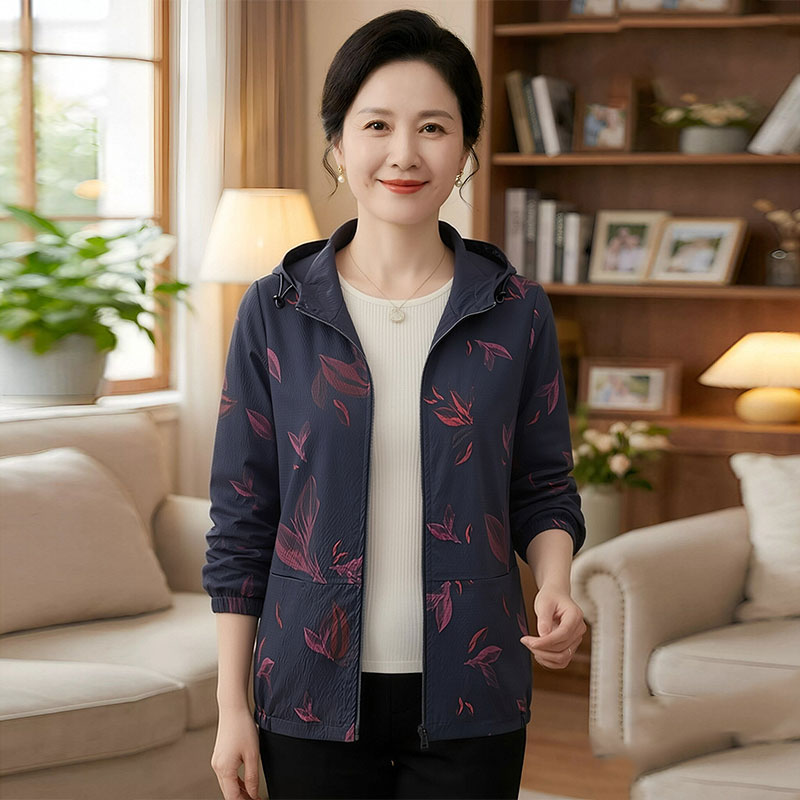 13756465.妈妈装休闲连帽撞色连帽风衣外套J3XW26896