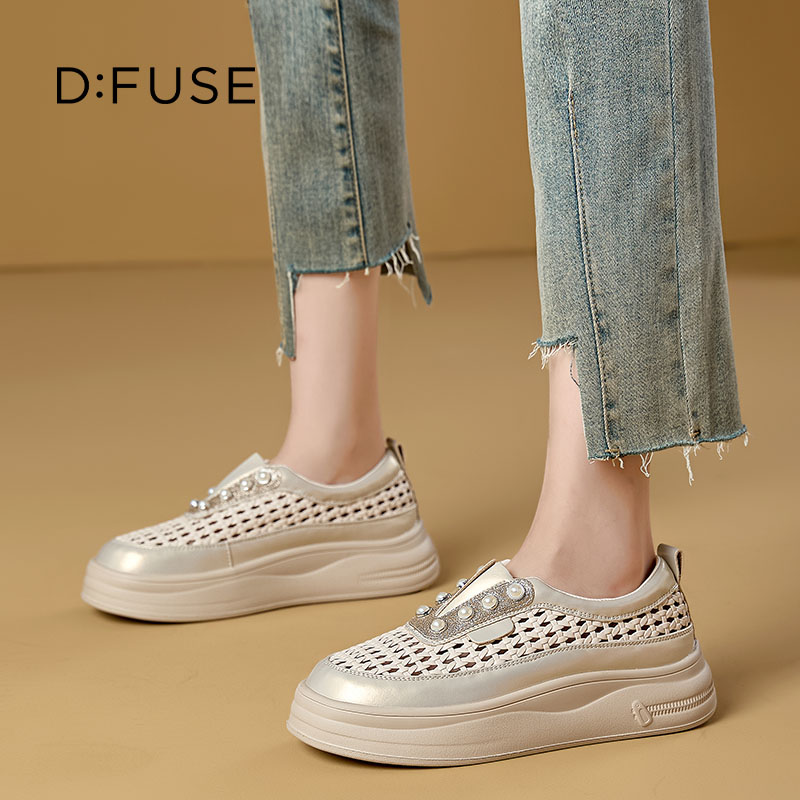 13756749.墨斯本D:Fuse/迪芙斯发泡底板鞋新款潮流时尚百搭舒适轻便透气休闲女鞋星期六集团DFE111260J