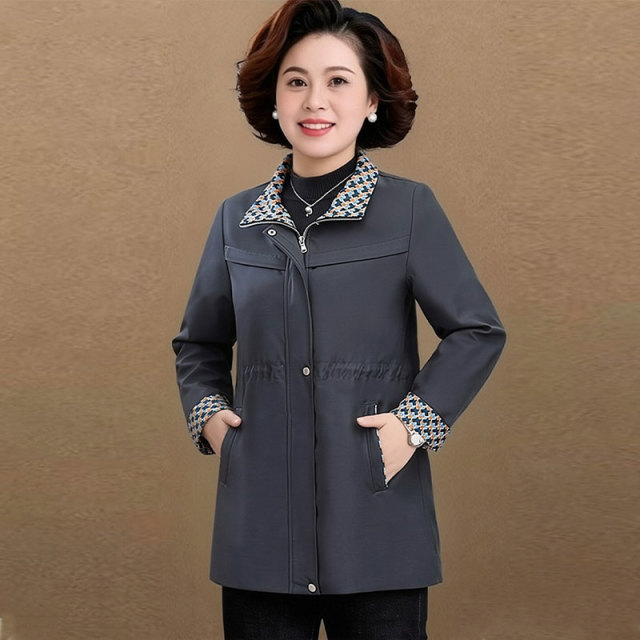 13756470.妈妈装翻领拼色时尚风衣外套J3XW26891