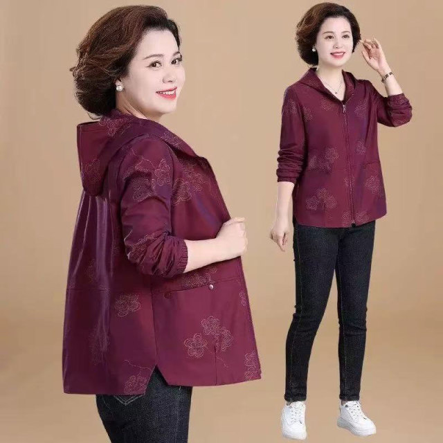 13756476.妈妈装休闲连帽印花风衣外套JIXM2911