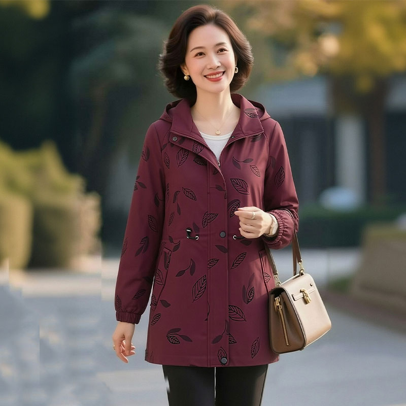 13756459.妈妈装帽子可拆显瘦时尚风衣外套JIXW310