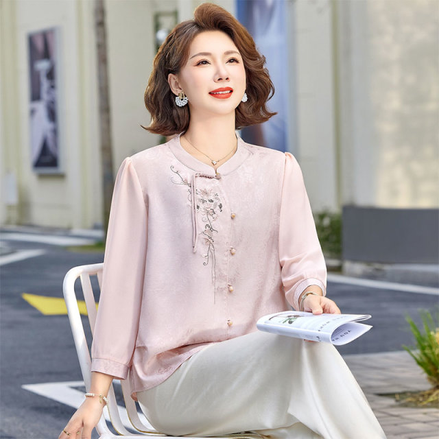 13773562.妈妈装新中式国风刺绣七分袖时尚衬衫J3JY2622