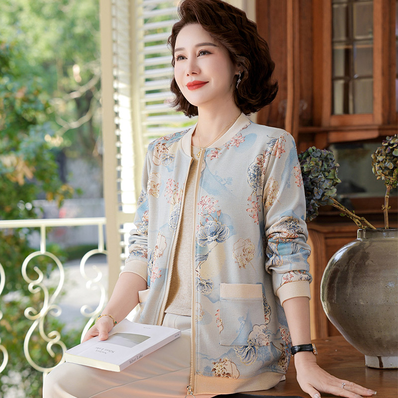 13773523.妈妈装春季印花洋气薄女式外套JBMF172