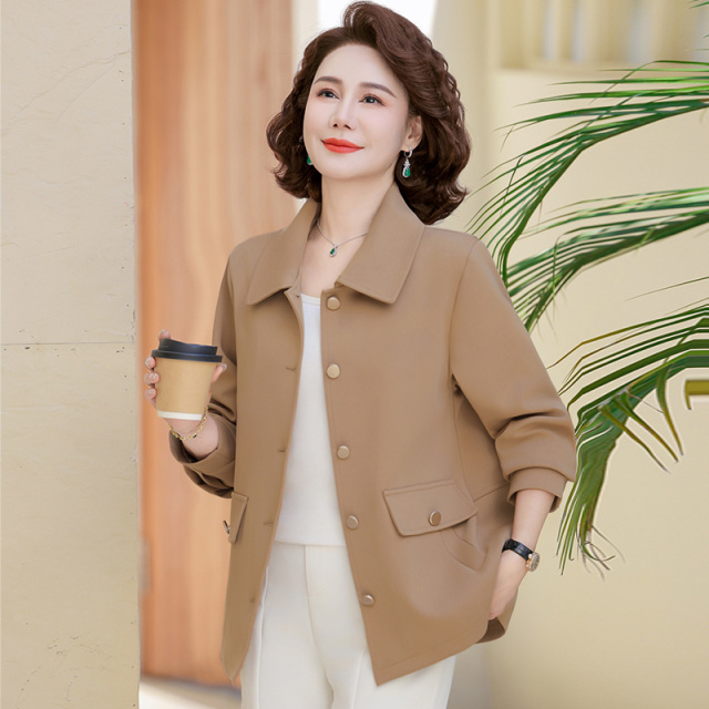 13773617.妈妈装翻领纯色高级感洋气外套JKMJL8021