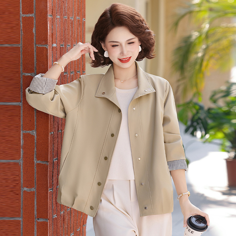 13773626.优雅女士外套气质时尚妈妈宽松减龄夹克JMJL8063