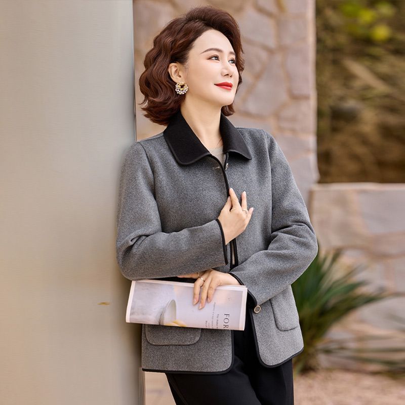 13773607.小香风翻领外套女妈妈装春秋开衫上衣JFYY2608