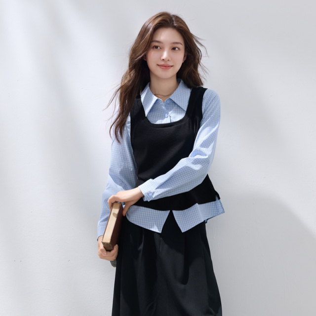 13776424.三彩若潮大码女装2026秋季新款假两件格纹长袖小衫上衣显瘦微胖MM