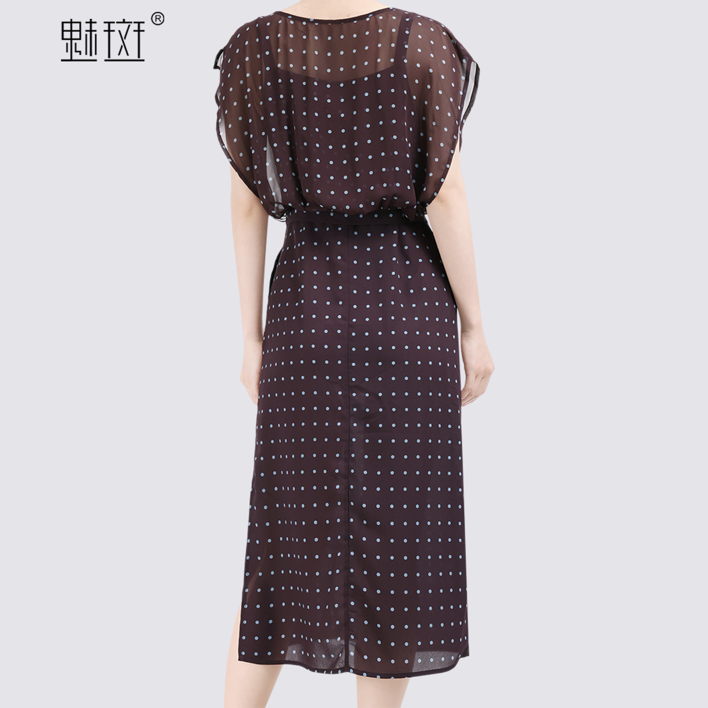 13776695.魅斑圆领收腰波点连衣裙裙子