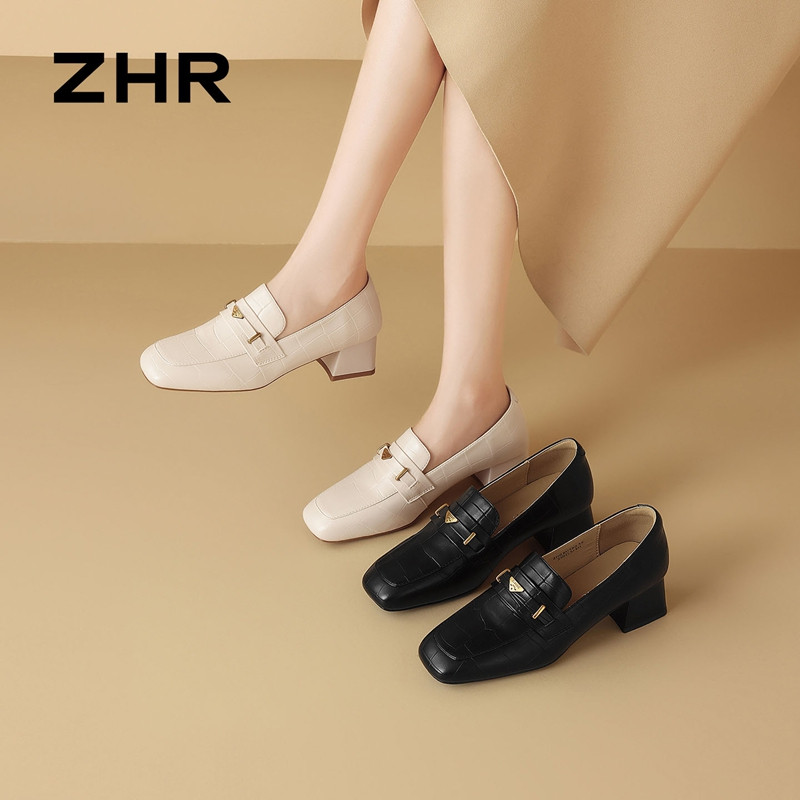 13785002.【ZHR则则】粗跟乐福鞋方头套脚金属扣女鞋[PU]