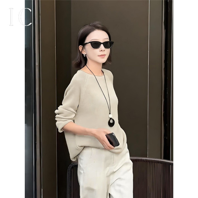 13789907.松弛感慵懒风极简针织衫