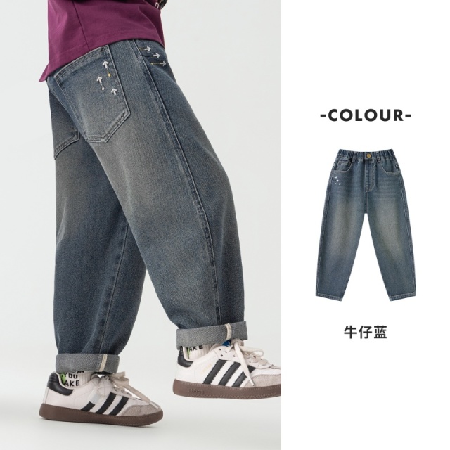 13789137.男童牛仔裤春秋复古款刺绣箭头设计高棉长裤儿童挺括有型休闲裤子