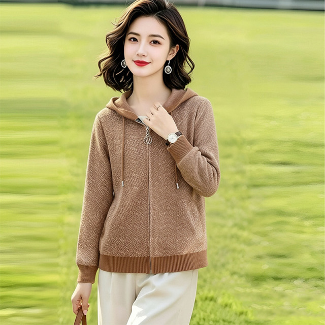 13790341.妈妈装休闲连帽撞色针织外套J8HFG6926