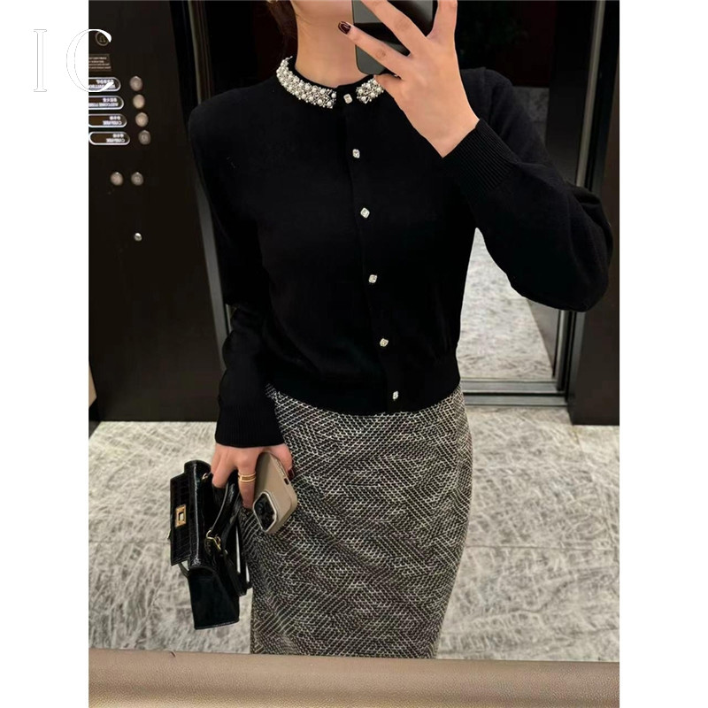 13789891.法式舞会轻熟钉珠针织衫