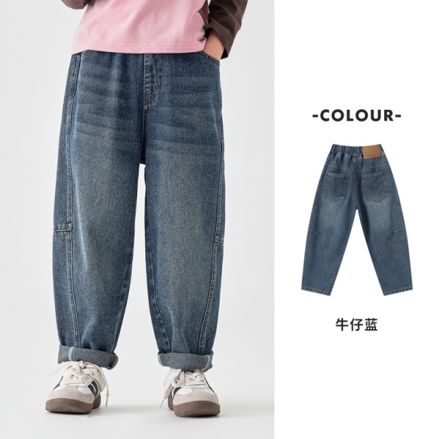 13789120.儿童牛仔裤春秋质感皮标中大童美式复古潮酷宽松男童舒适休闲长裤