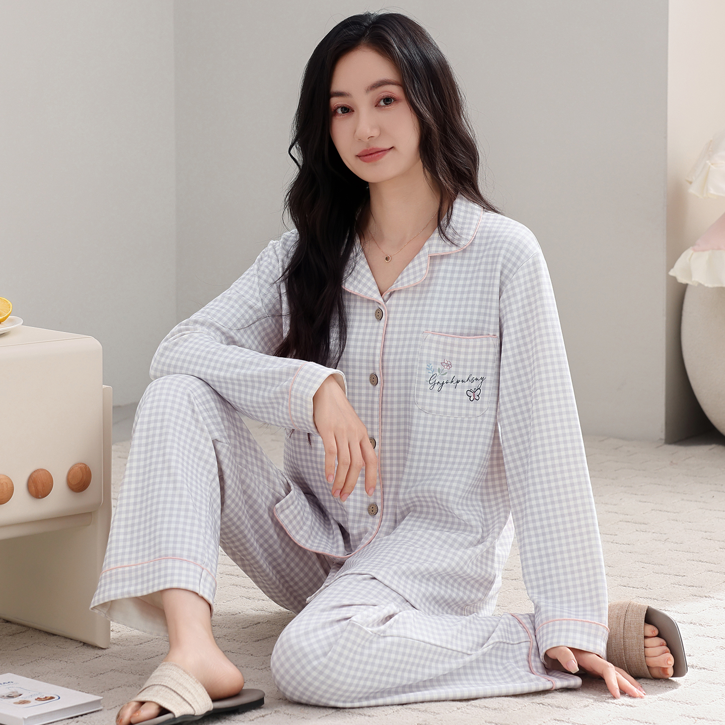 13798482.猫人纯棉情侣睡衣春秋薄款长袖纯色可外穿家居服套装女