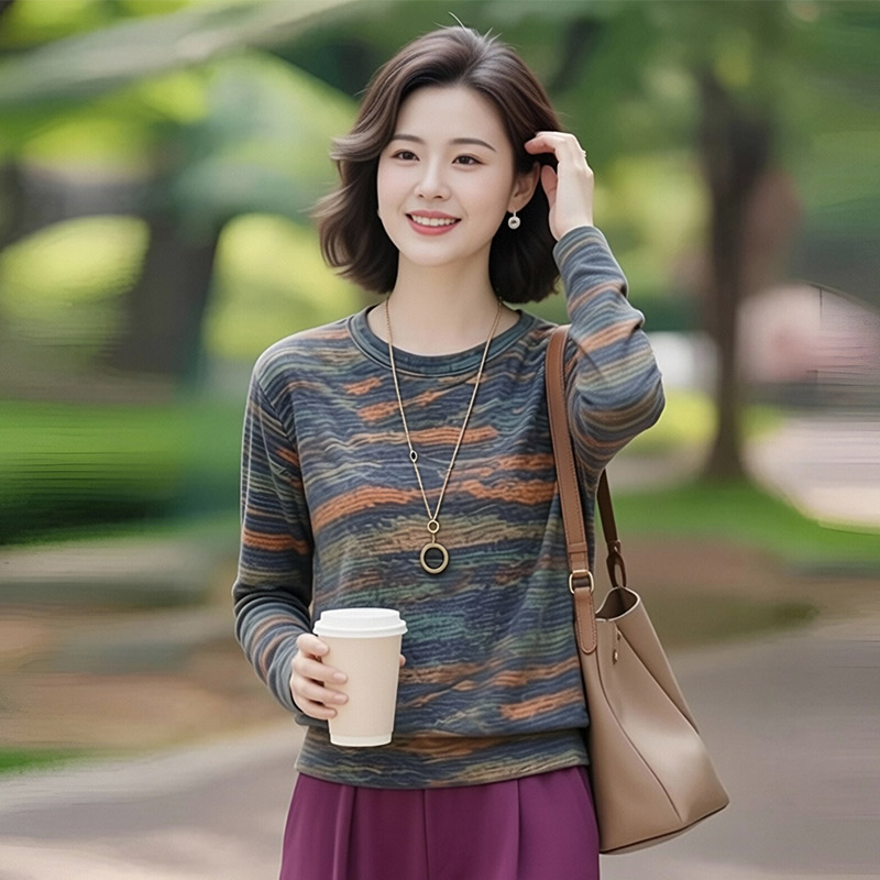 13800810.妈妈装圆领撞色长袖休闲T恤小衫B8HTY1697