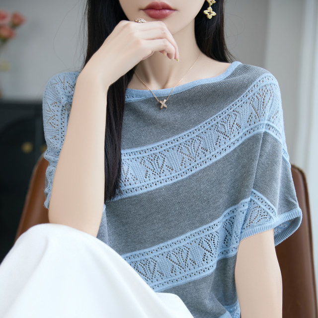 13808311.丹芙娅慵懒风镂空条纹T恤女一字领拼色短袖宽松显瘦背心针织衫半袖上衣