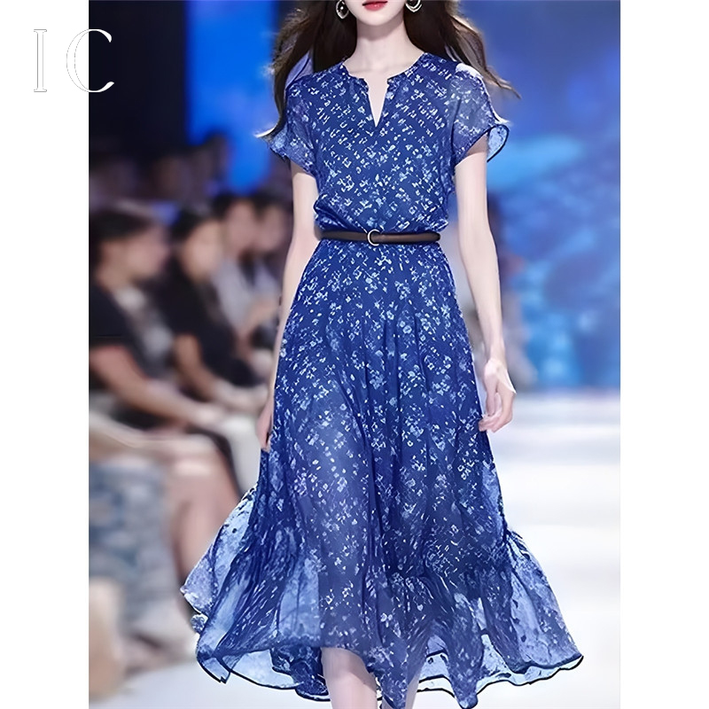 13806376.印花收腰V领连衣裙