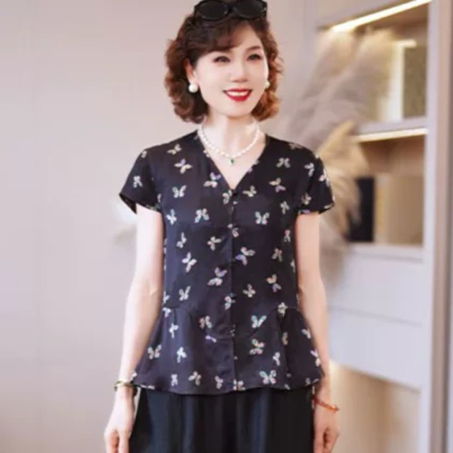 13816517.年轻妈妈夏装印花收腰短袖上衣2026新款洋气新中式小衫上衣