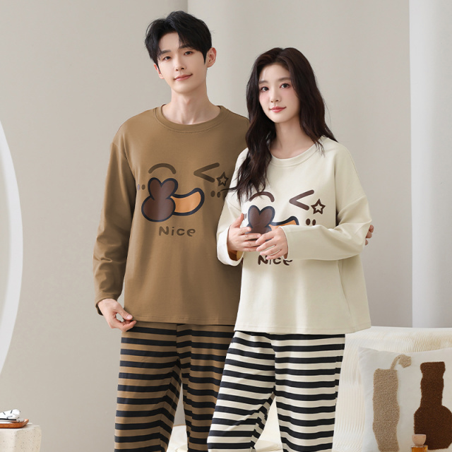 13817677.派邦奴秋冬季情侣款同款不同色套头家居服表情图案印花睡衣ck