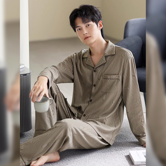 13817607.品彩【始于颜值/忠于品质】简约绅士风家居服开衫长袖长裤两件套6212
