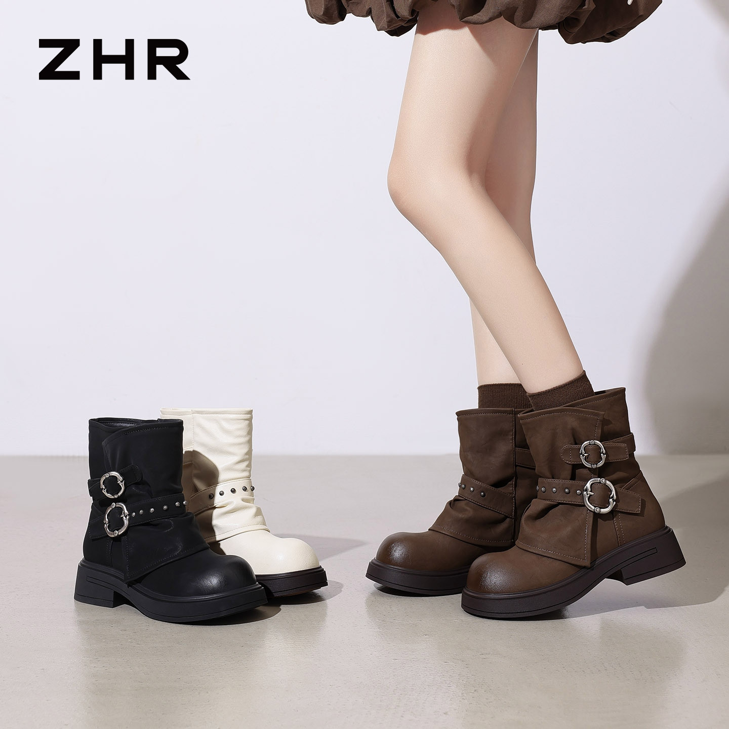 13822995.【ZHR则则】短靴圆头套脚厚底女鞋[PU]