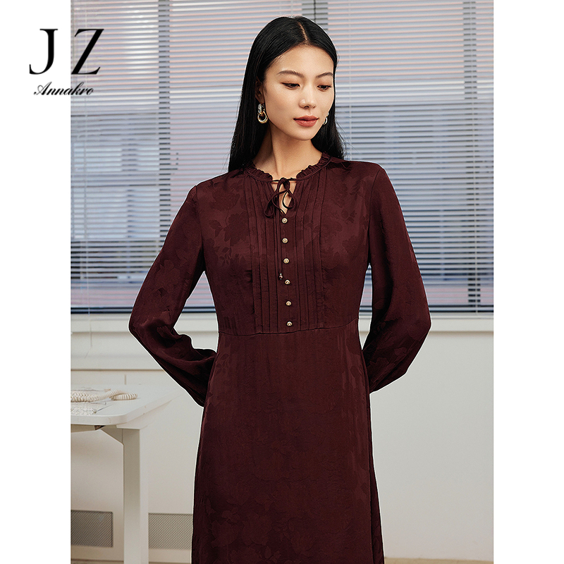 13830478.JZ玖姿商场同款端庄优雅暗纹缇花修身连衣裙女春季新款