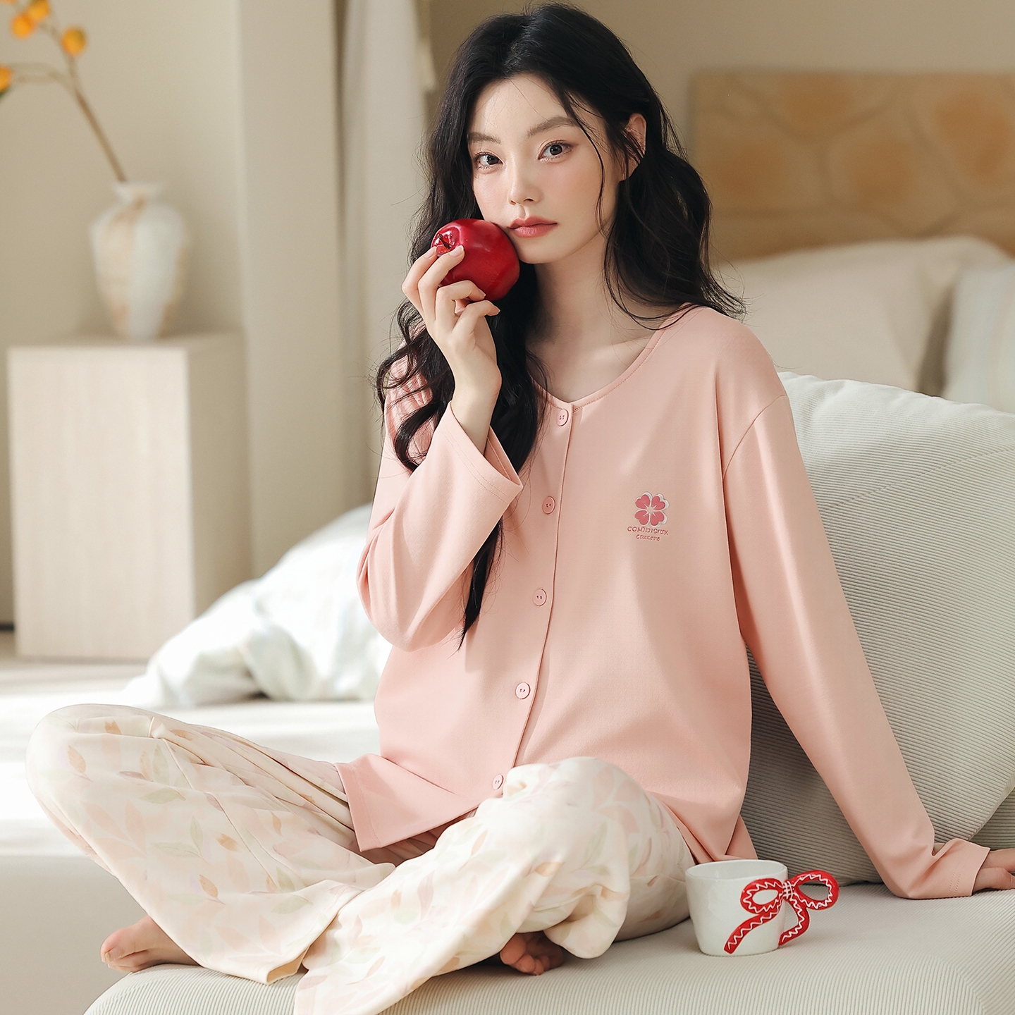 13836908.猫人纯棉睡衣女款秋冬季长袖翻领开衫松弛感可外穿女士家居服套装