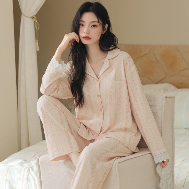 13838098.猫人纯棉短袖睡衣女士带胸垫长袖新款开衫春夏宽松家居服套装