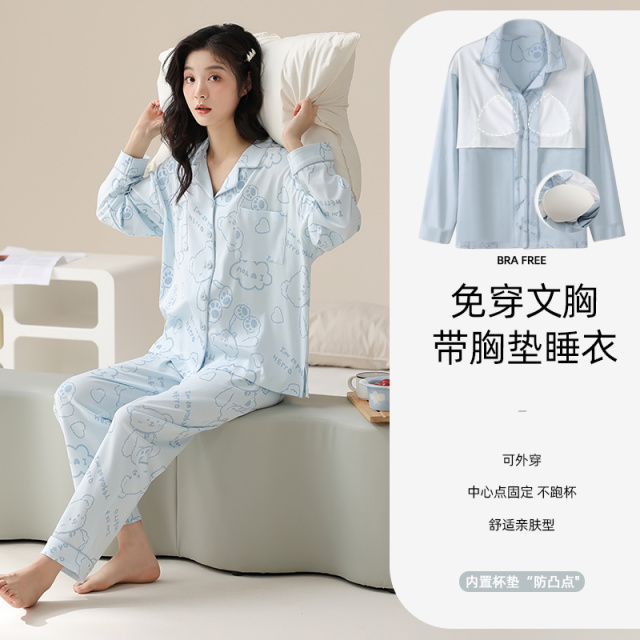 13837824.派邦奴秋冬款满印图案淡蓝色简约纯棉带胸垫款长袖睡衣套装fd