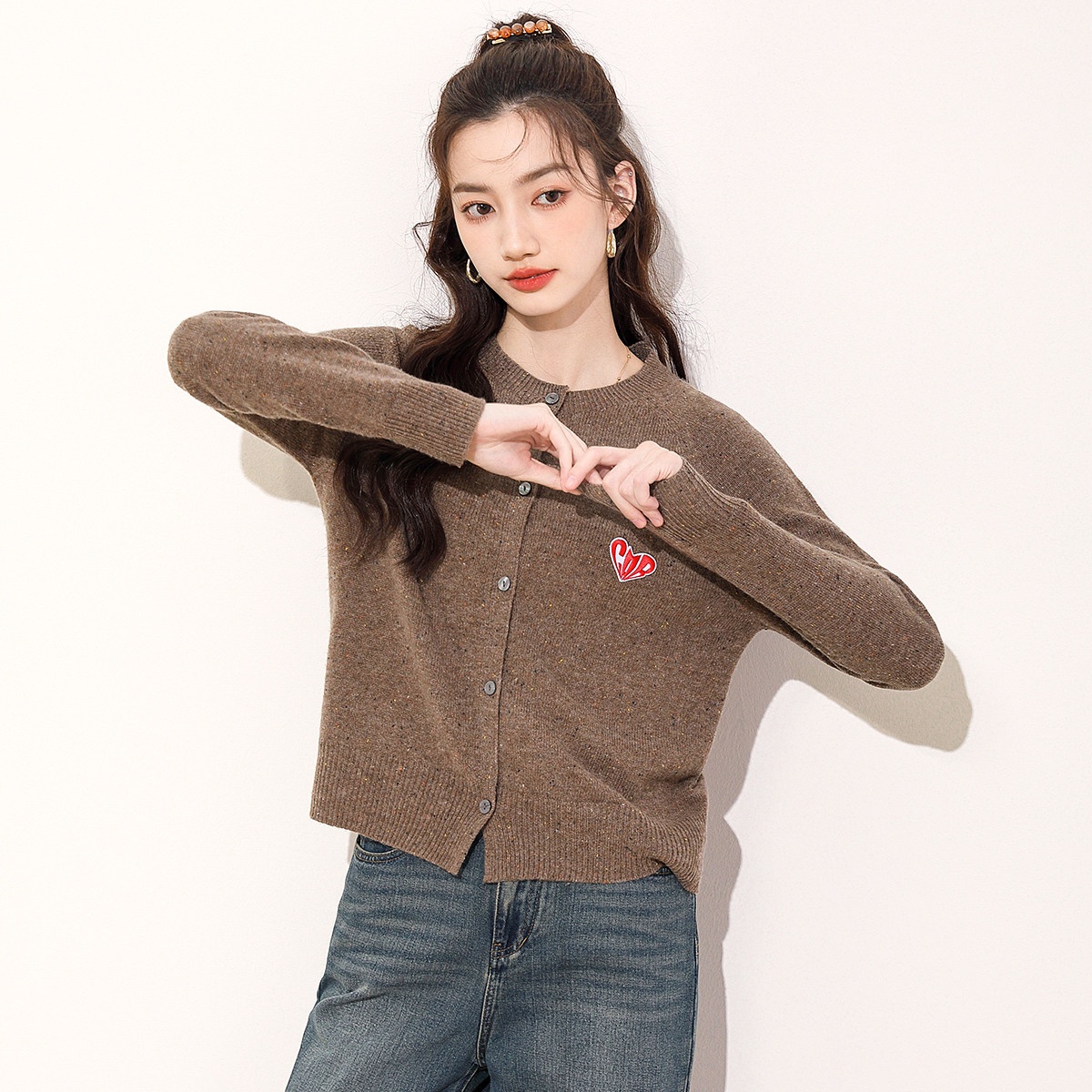 13841414.it ccaabb秋季女士毛衫时尚百搭高级感针织开衫羊毛外套