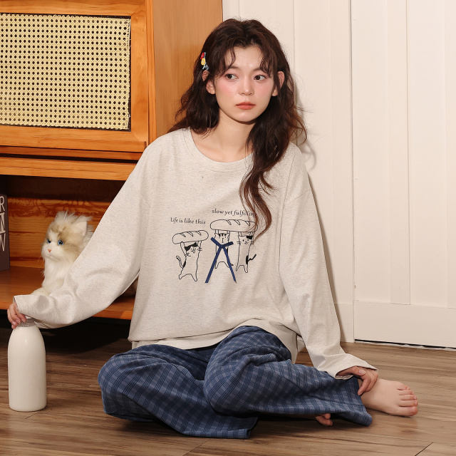 13839756.猫人纯棉女款睡衣柔软亲肤透气舒适轻松新款家居服套装可外穿