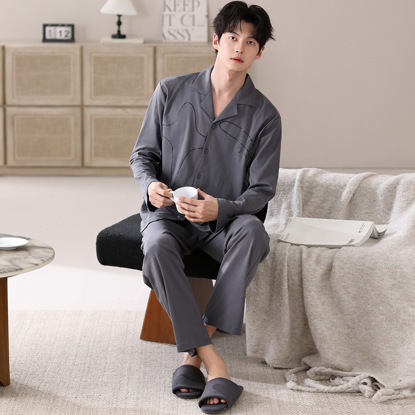 13841610.猫人男士100%纯棉睡衣秋冬季新款翻领长袖长裤家居服套装可外穿