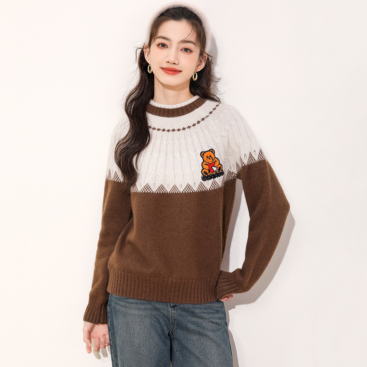 13841843.it ccaabb含羊毛针织衫女时尚拼色圆领长袖针织毛衣女