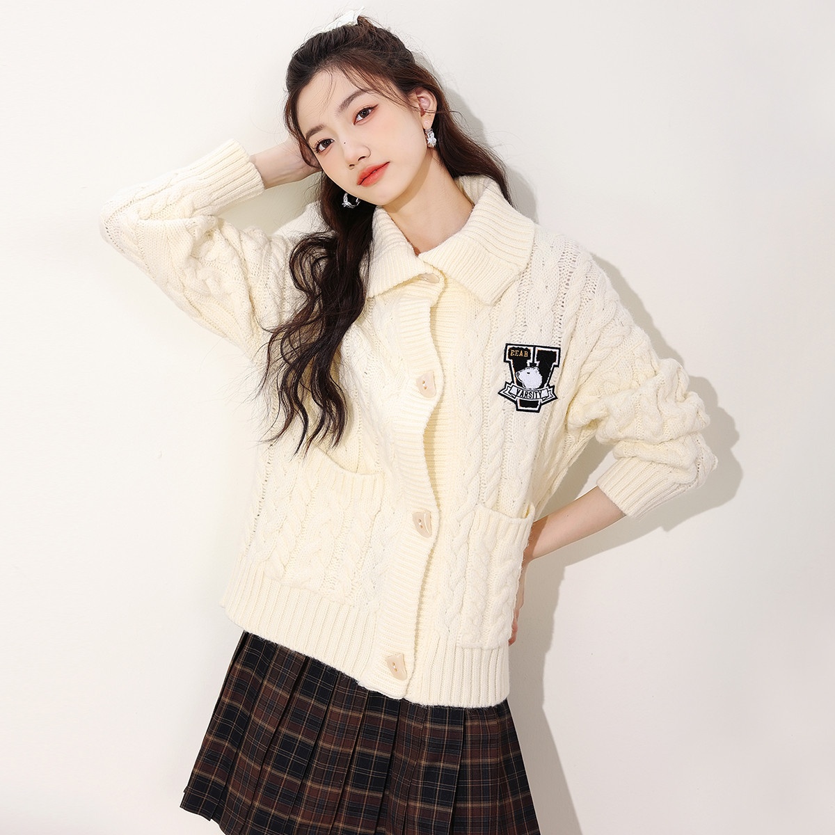 13841980.it CHOCOOLATE毛衣外套女秋季翻领长袖绞花厚针织衫女