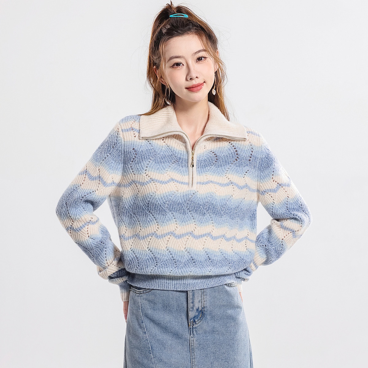 13841823.it ccaabb大翻领针织衫女秋季时尚渐变条纹女羊毛衫
