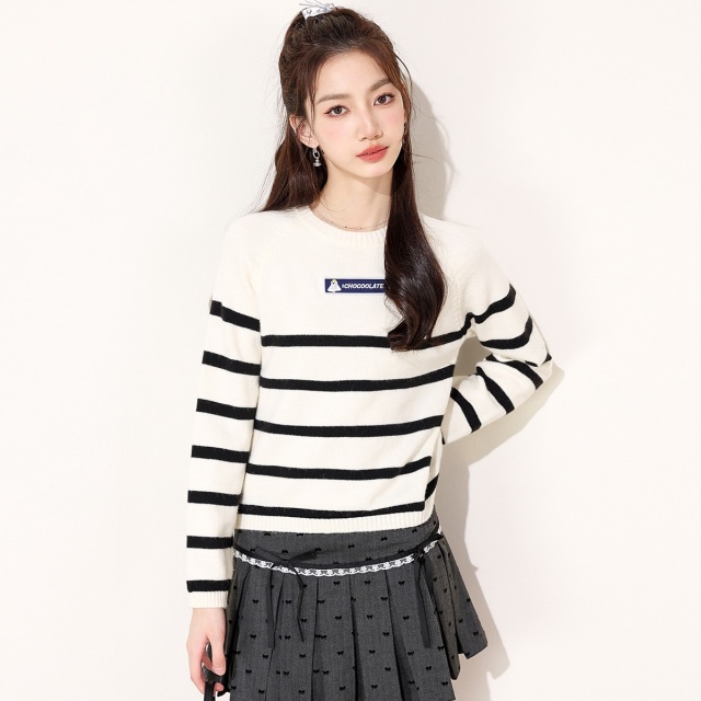 13841804.it CHOCOOLATE时尚休闲撞色条纹针织衫女秋季毛衣