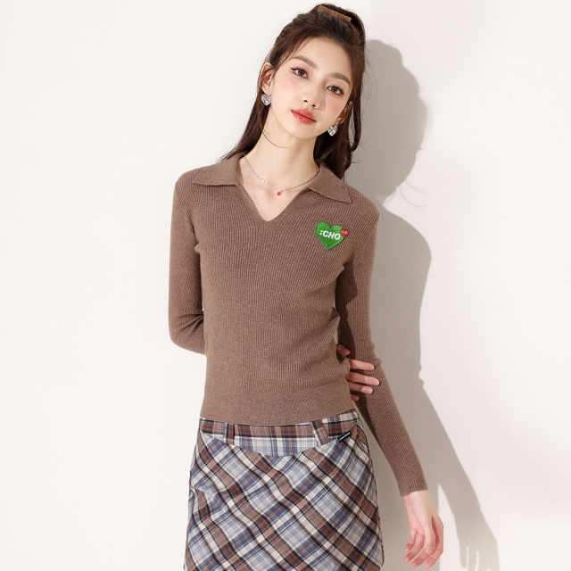 13841811.it CHOCOOLATE含羊毛秋款小个子短款修身翻领针织衫女